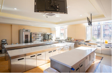 高配教室 前沿设备